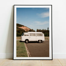 Load image into Gallery viewer, Kombi